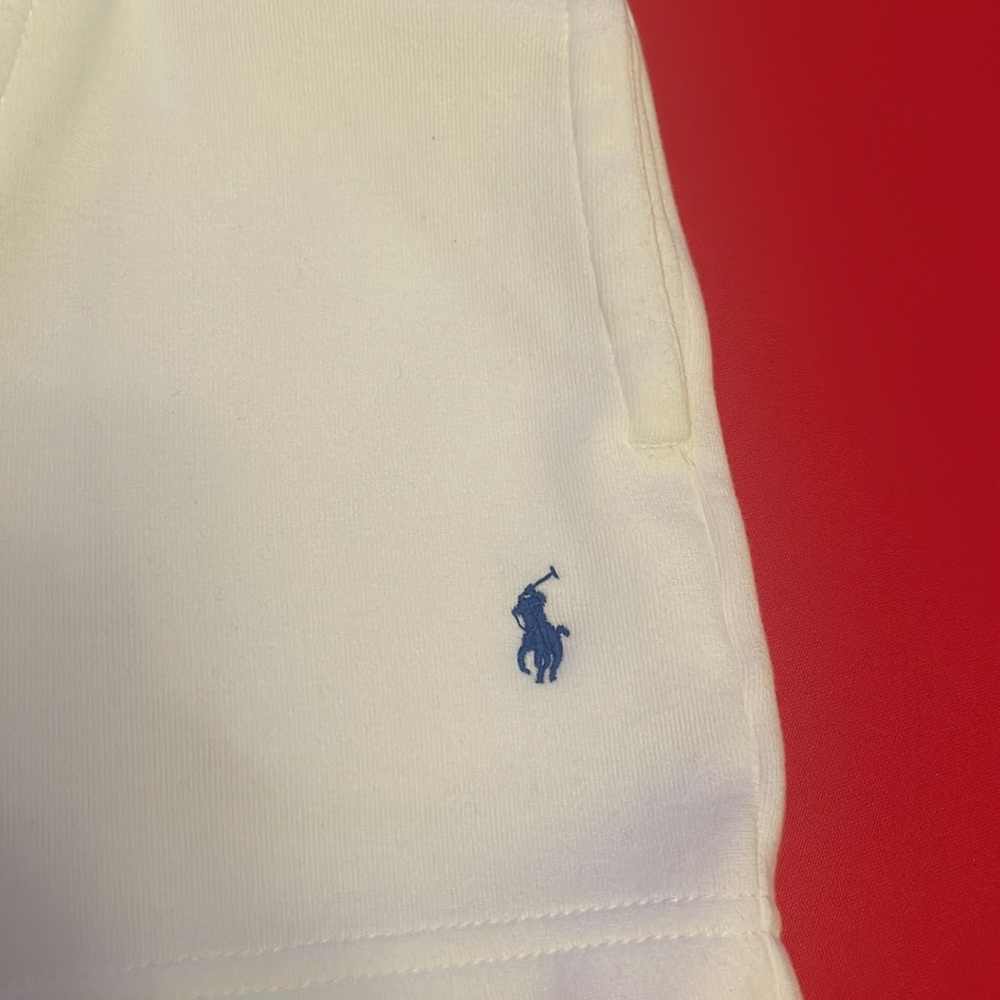Excellent condition Polo Ralph Lauren boys white shorts - Picture 2 of 6